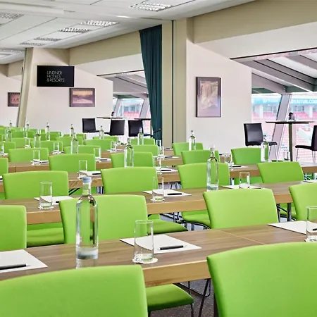 The Curve Hotel Bayarena-3